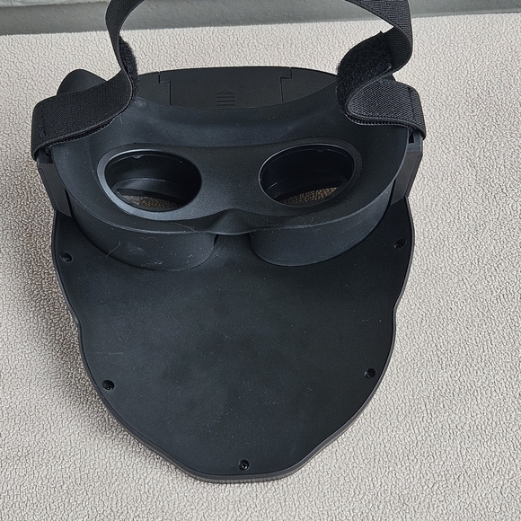 Shining Light LED Adjustable Mask Bluetooth APP Halloween Cosplay Customizable - Picture 6 of 7